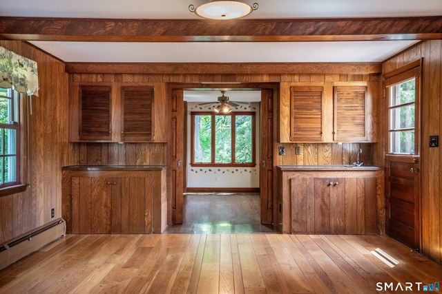1 Foothills Way, Bloomfield, CT 06002