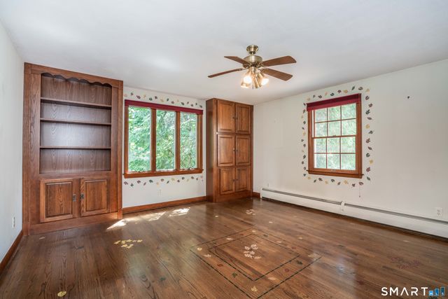 1 Foothills Way, Bloomfield, CT 06002