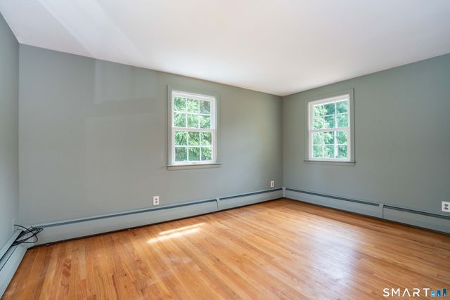 1 Foothills Way, Bloomfield, CT 06002