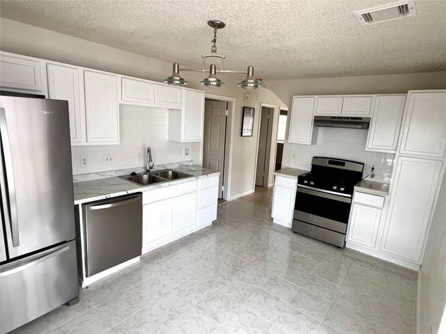 11527 Chickwood Drive, Houston, TX 77089