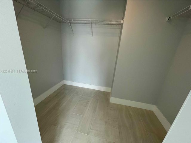 2000 Metropica Way 307, Sunrise, FL 33323
