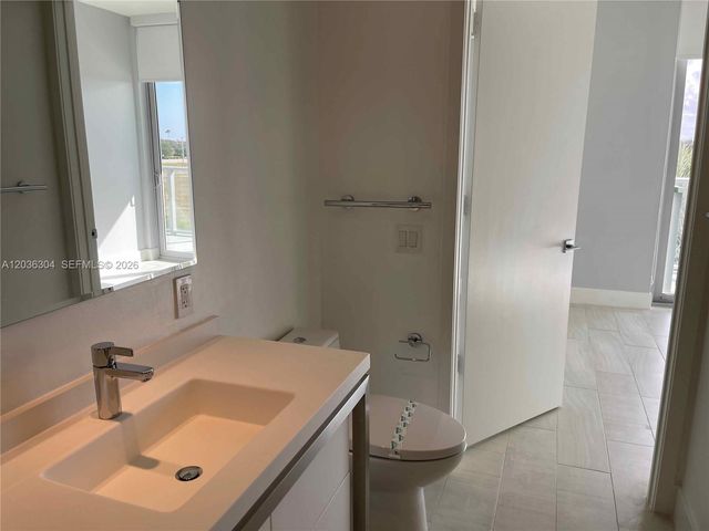 2000 Metropica Way 307, Sunrise, FL 33323