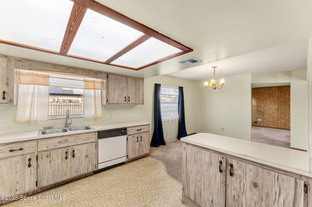 231 Americana Boulevard NW, Palm Bay, FL 32907