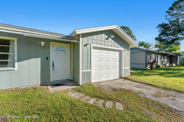 231 Americana Boulevard NW, Palm Bay, FL 32907