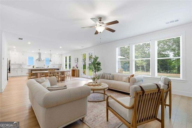 5045 Reserve Drive, Cumming, GA 30040
