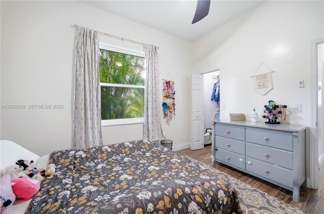 2615 SE 5th Ct, Homestead, FL 33033