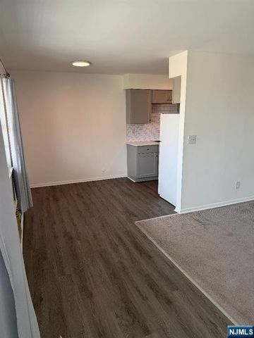 206 RIVERVIEW Place 9, Cliffside Park, NJ 07010