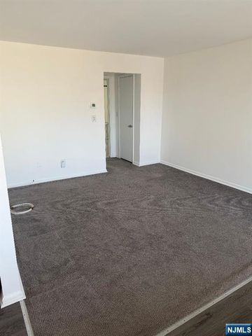 206 RIVERVIEW Place 9, Cliffside Park, NJ 07010
