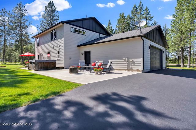 300 E SEASONS RD, Athol, ID 83801