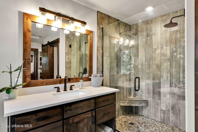 300 E SEASONS RD, Athol, ID 83801