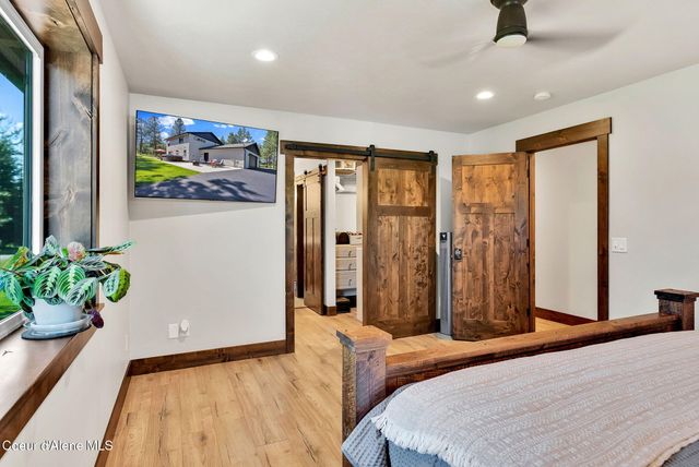 300 E SEASONS RD, Athol, ID 83801