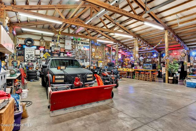 300 E SEASONS RD, Athol, ID 83801