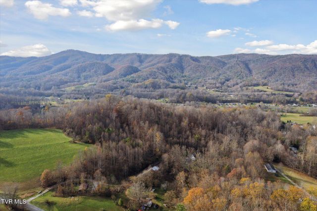 1021 Marbleton Road, Unicoi, TN 37692