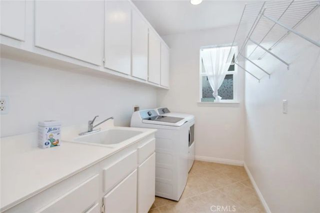 8172 Parry, Hemet, CA 92545