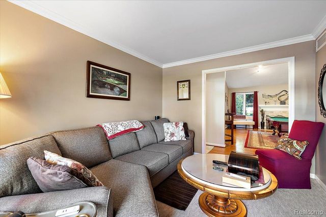 3084 Farmdale Drive, Sterling Heights, MI 48314