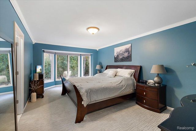 3084 Farmdale Drive, Sterling Heights, MI 48314