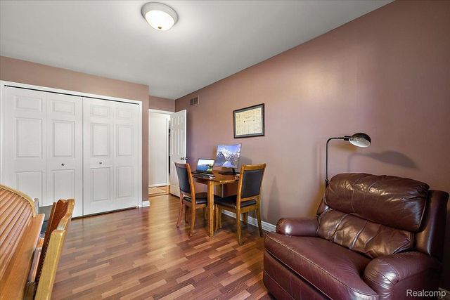 3084 Farmdale Drive, Sterling Heights, MI 48314