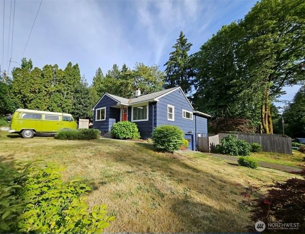 4123 NW Kennedy Drive, Bremerton, WA 98312