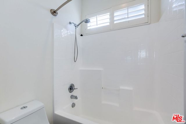 24040 Dandelion Lane, Valencia, CA 91354