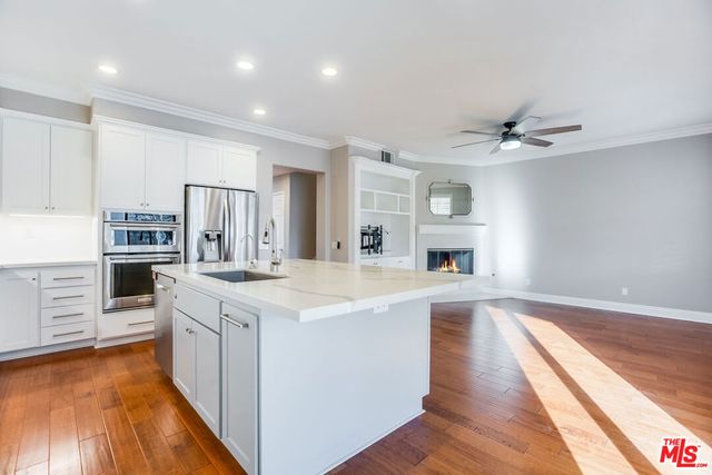 24040 Dandelion Lane, Valencia, CA 91354