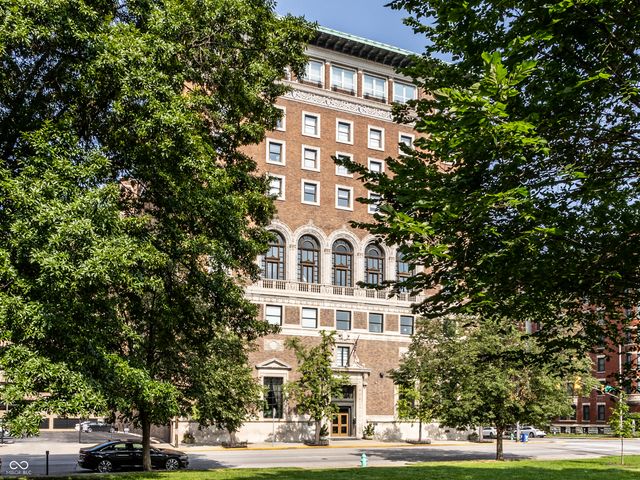 350 N Meridian Street 606, Indianapolis, IN 46204