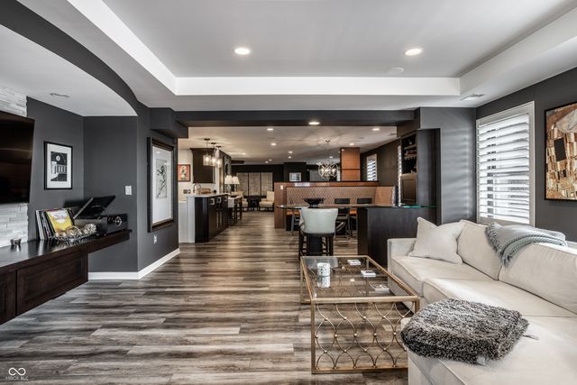 350 N Meridian Street 606, Indianapolis, IN 46204