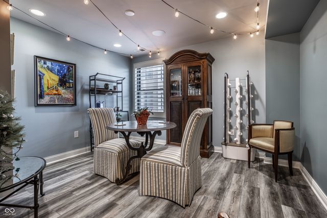 350 N Meridian Street 606, Indianapolis, IN 46204