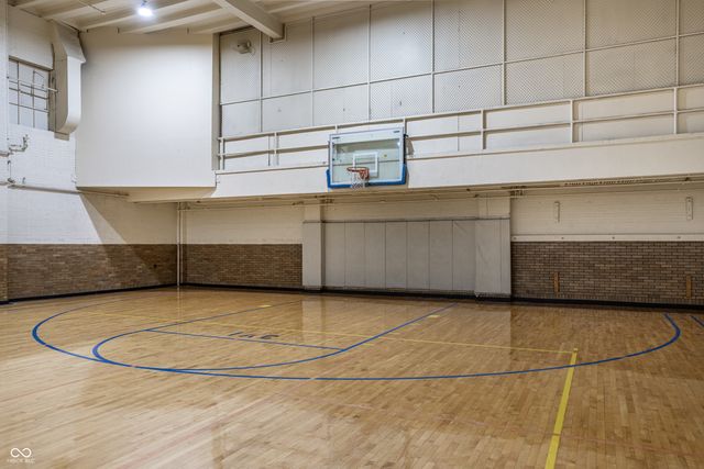 350 N Meridian Street 606, Indianapolis, IN 46204
