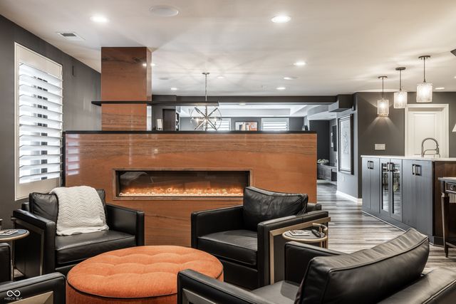 350 N Meridian Street 606, Indianapolis, IN 46204