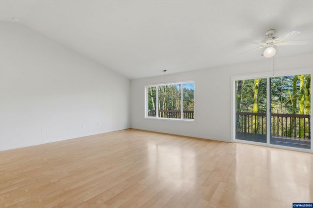 112 Mellinger Pl, Dayton, OR 97114