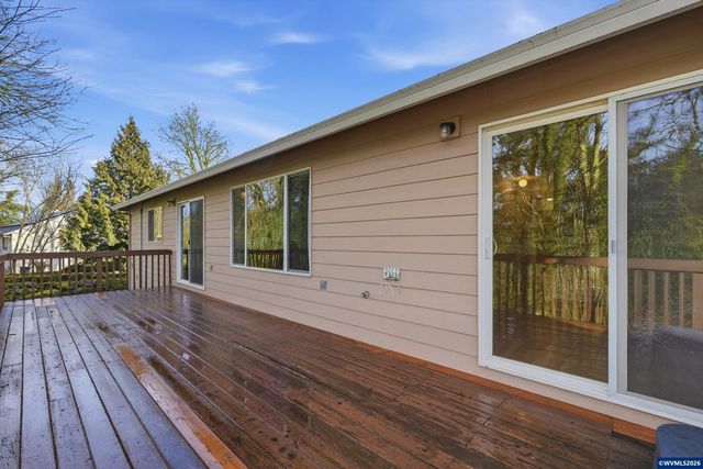 112 Mellinger Pl, Dayton, OR 97114
