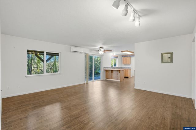 112 Mellinger Pl, Dayton, OR 97114