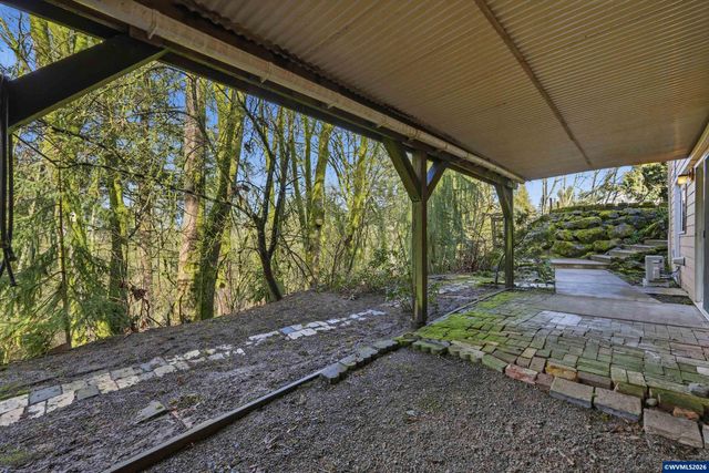 112 Mellinger Pl, Dayton, OR 97114