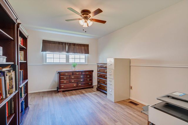 86 ALBEMARLE RD, Hamilton, NJ 08690