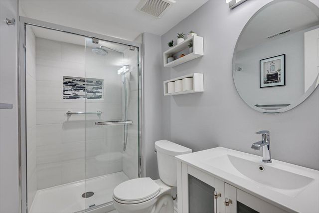 86 ALBEMARLE RD, Hamilton, NJ 08690