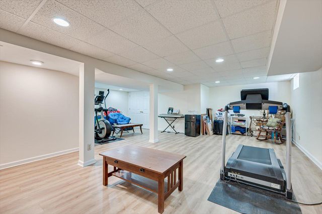 86 ALBEMARLE RD, Hamilton, NJ 08690