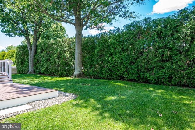 86 ALBEMARLE RD, Hamilton, NJ 08690