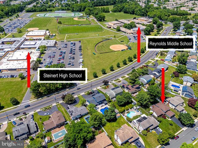 86 ALBEMARLE RD, Hamilton, NJ 08690
