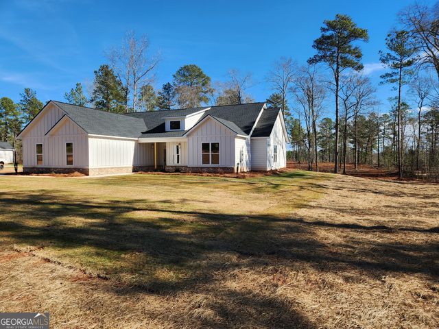 606 Dean Patrick, Locust Grove, GA 30248