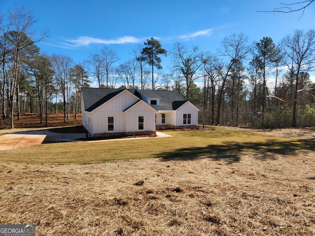 606 Dean Patrick, Locust Grove, GA 30248