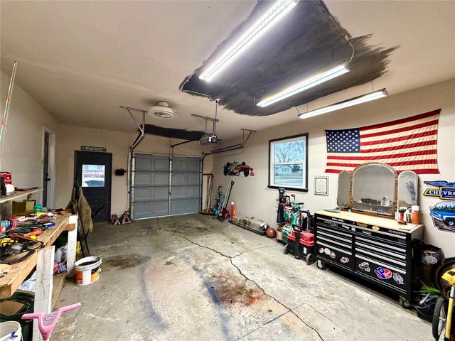 1501 W Roosevelt Street, Knoxville, IA 50138