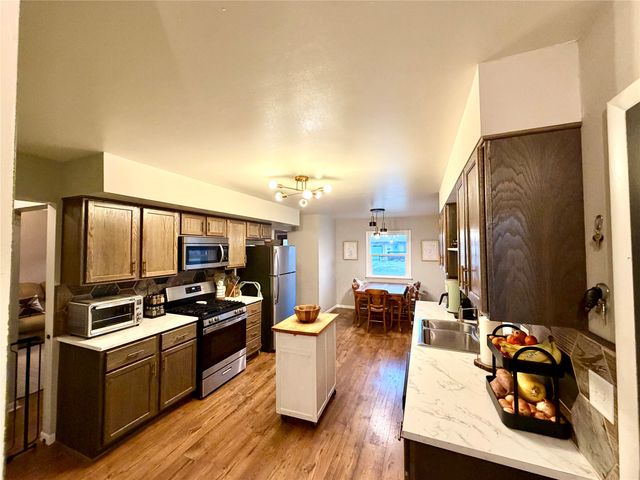 1501 W Roosevelt Street, Knoxville, IA 50138