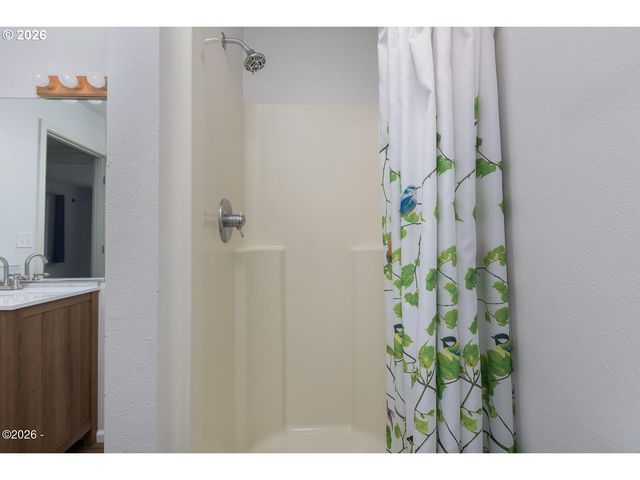 3401 Nw HIDDEN LAKE Dr, Waldport, OR 97394