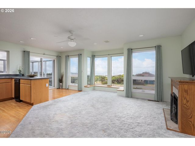 3401 Nw HIDDEN LAKE Dr, Waldport, OR 97394