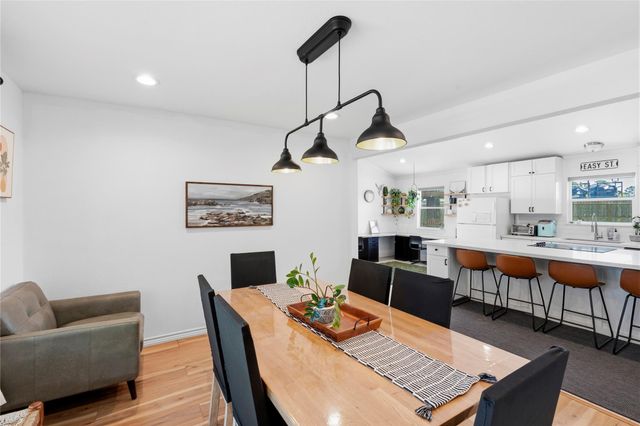 102 Enchanted Oaks Court, Spring, TX 77388