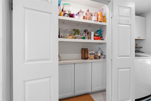 102 Enchanted Oaks Court, Spring, TX 77388