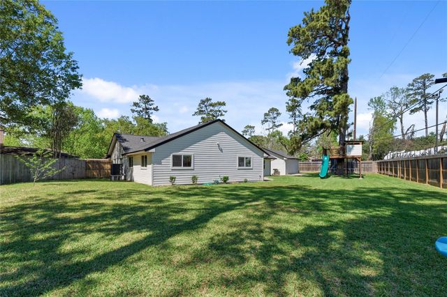 102 Enchanted Oaks Court, Spring, TX 77388