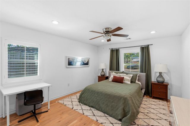 102 Enchanted Oaks Court, Spring, TX 77388