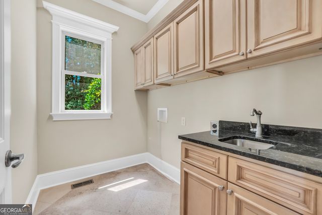 115 Forest Overlook Drive, Forsyth, GA 31029