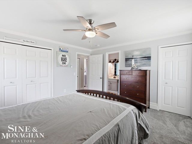 8518 S River Road, Cottrellville Twp, MI 48039